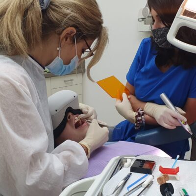 מציאות מדומה אצל רופא שיניים
